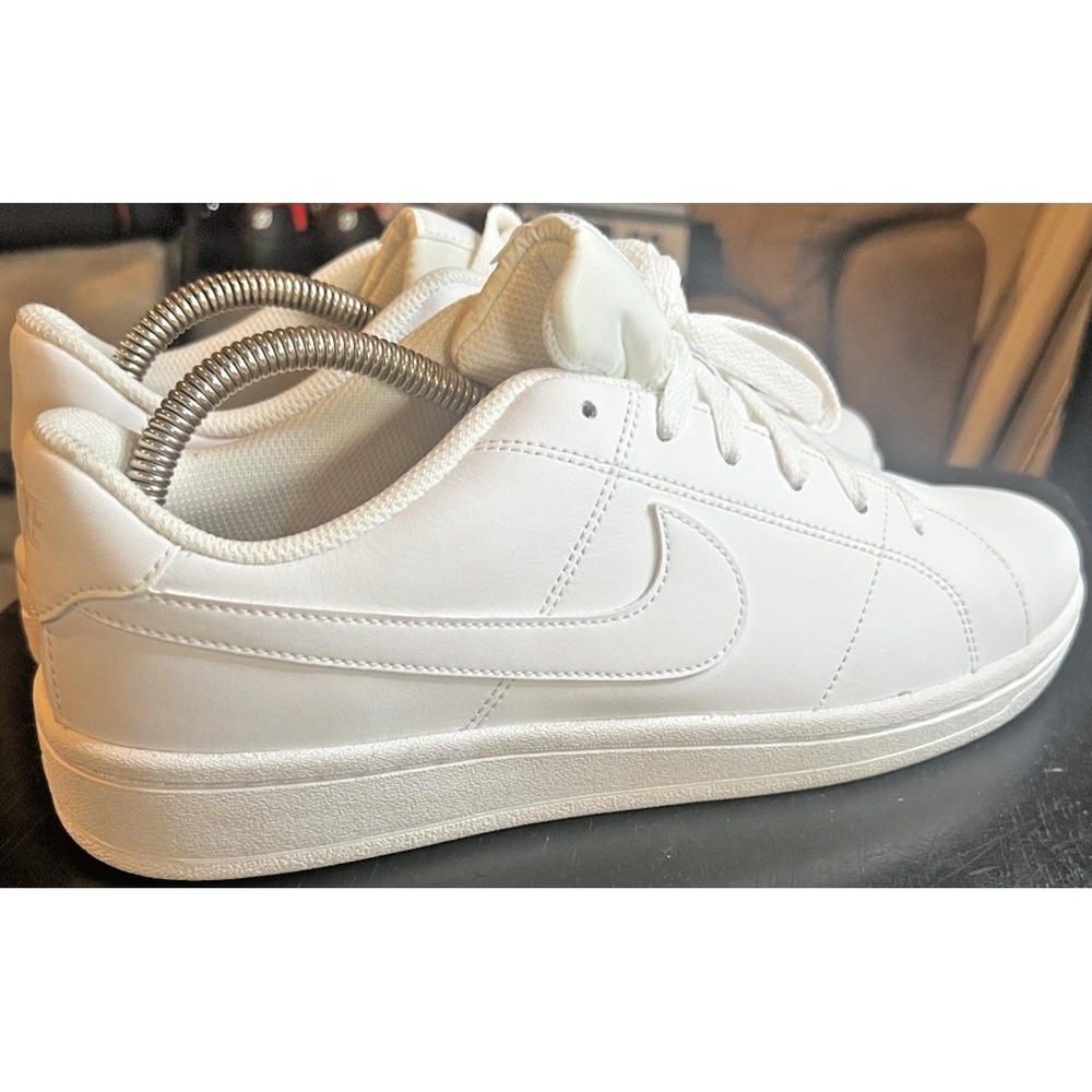 NIKE COURT ROYALE 2 NN TRIPLE WHITE Women's Size 11 CU9038-100